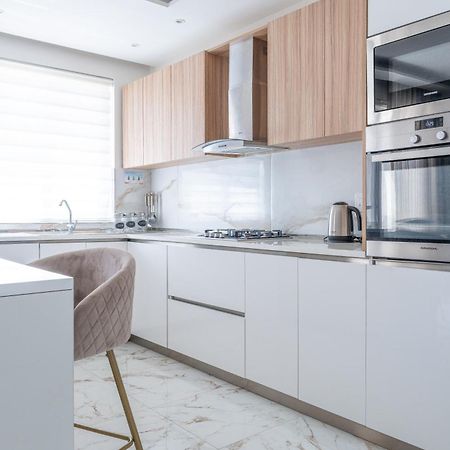 Modern & Luxurious Apartment - Prime Location San Pawl il-Baħar Eksteriør billede
